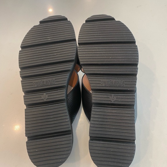 Kenneth Cole leather sandals - Picture 3 of 6